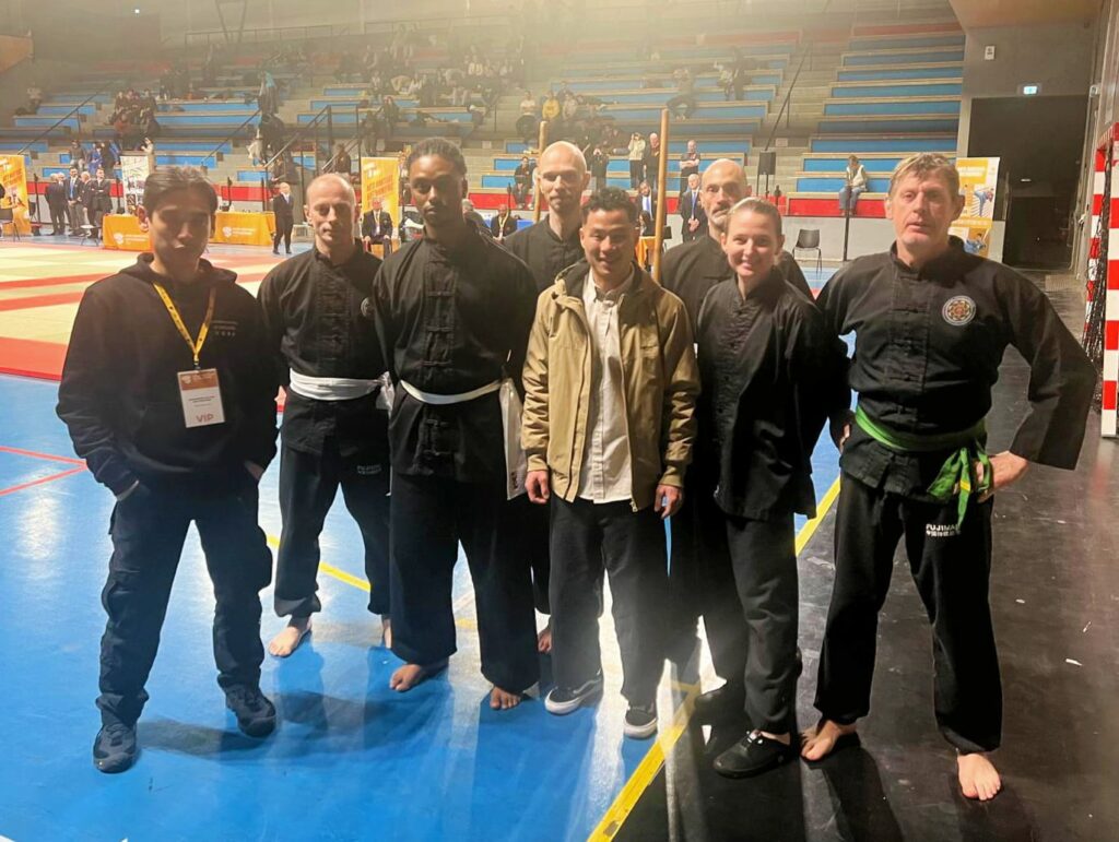 team compétiteurs arts martiaux viets